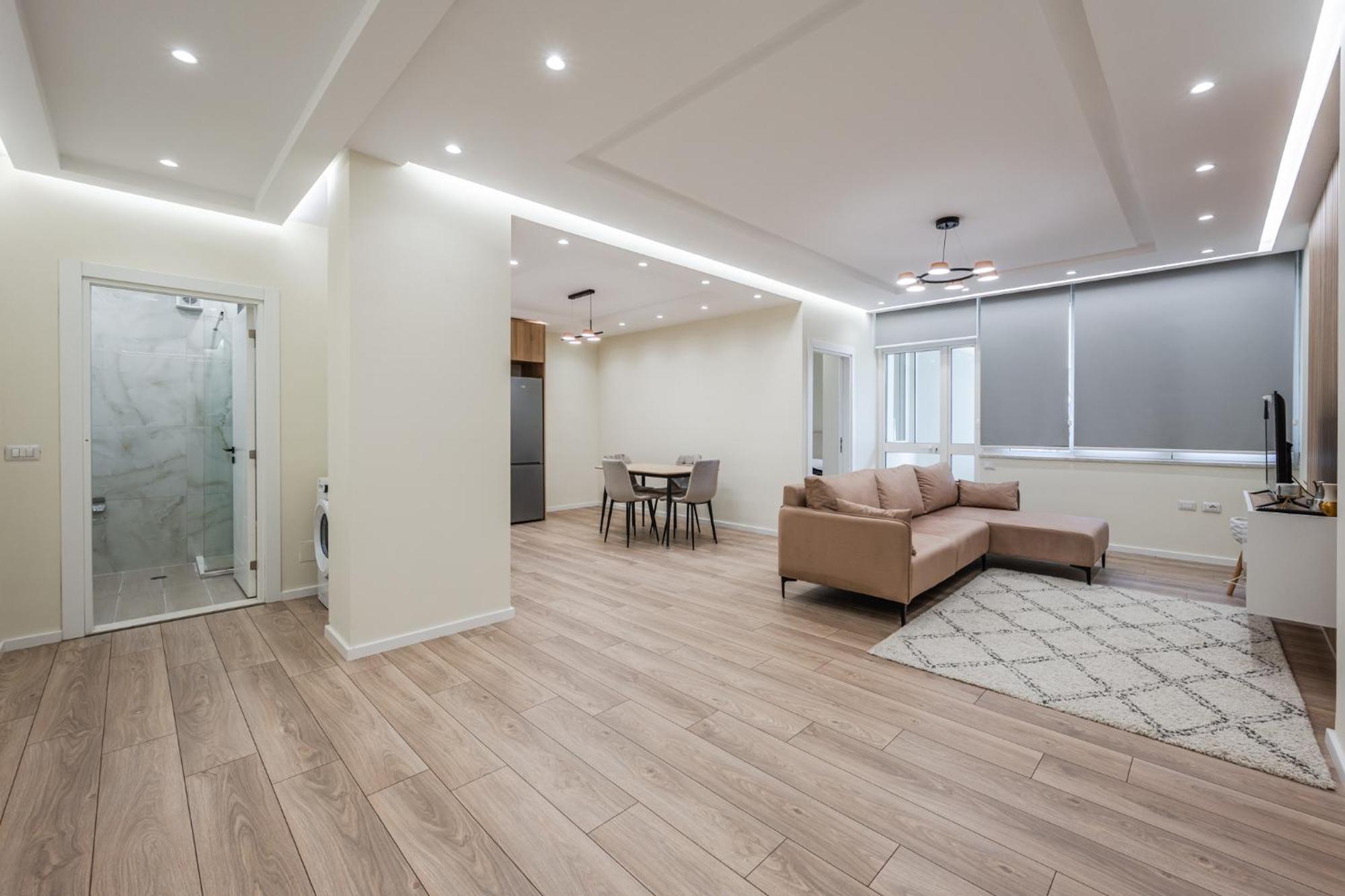 Lucas Central Home Tirana Exterior photo
